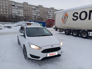 2018 Ford Focus III Рестайлинг, белый, 950000 рублей, вид 4