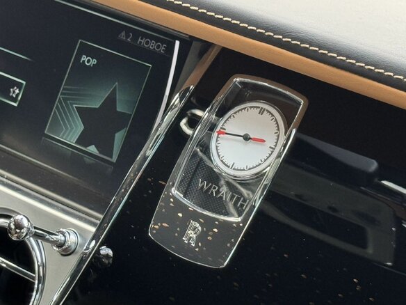 2017 Rolls-Royce Wraith, чёрный, 25790000 рублей - вид 32