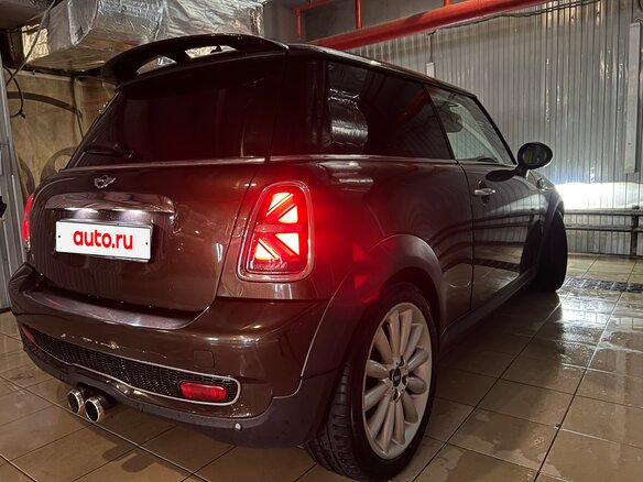 2010 Mini Hatch Cooper S II (R56) Рестайлинг, коричневый, 900000 рублей - вид 7