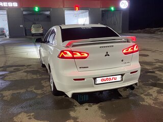 2011 Mitsubishi Lancer X Рестайлинг, белый, 620000 рублей, вид 5