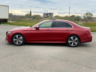 2020 Mercedes-Benz E-Класс 300 V (W213, S213, C238), красный, 3480000 рублей, вид 4