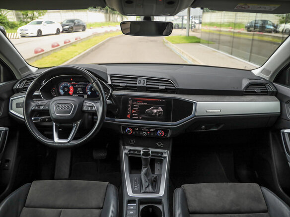 2021 Audi Q3 40 TFSI II (F3), синий, 3065565 рублей - вид 10