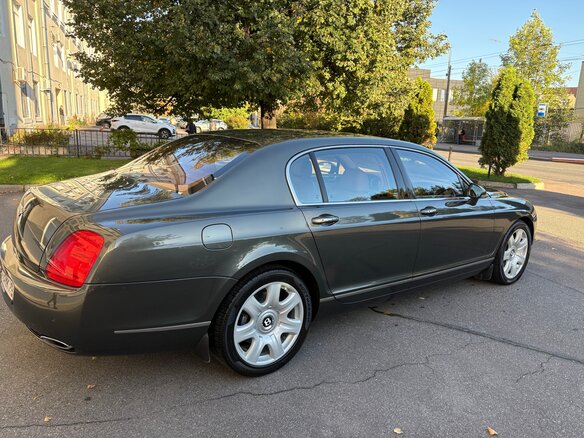 2005 Bentley Continental Flying Spur, серый - вид 3