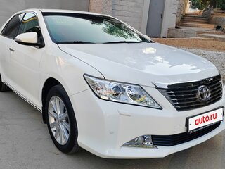2014 Toyota Camry VII (XV50), белый, 2430000 рублей, вид 1