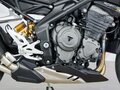 2025 Triumph Speed Triple, белый, 1699000 рублей - вид 9