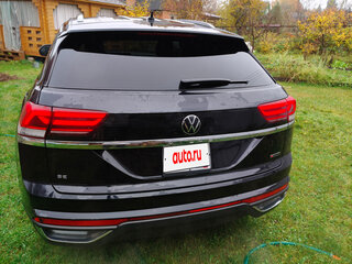 2022 Volkswagen Atlas Cross Sport I, чёрный, 3700000 рублей, вид 3