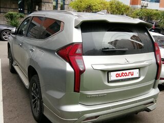 2023 Mitsubishi Montero Sport III Рестайлинг, серебристый, 5250000 рублей, вид 5