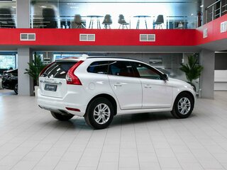 2017 Volvo XC60 I Рестайлинг, белый, 1690000 рублей, вид 2