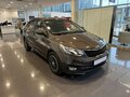 2016 Kia Rio III Рестайлинг, коричневый, 1150000 рублей - вид 2