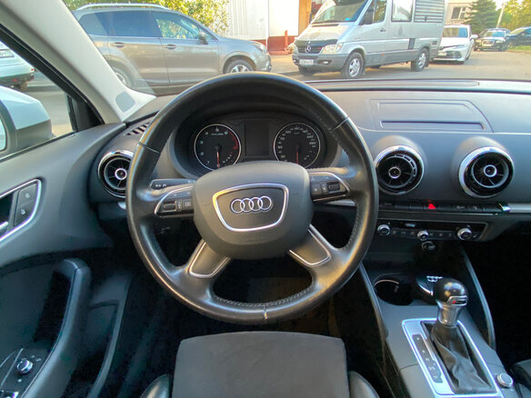 2014 Audi A3 III (8V), белый, 1550000 рублей - вид 14