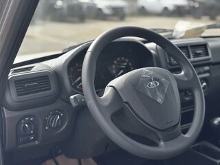 2026 Lada (ВАЗ) Niva Legend I Рестайлинг, серебристый, 1304000 рублей, вид 4