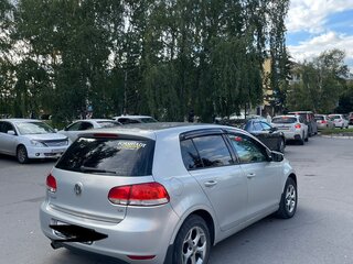 2010 Volkswagen Golf VI, серебристый, 550000 рублей, вид 4