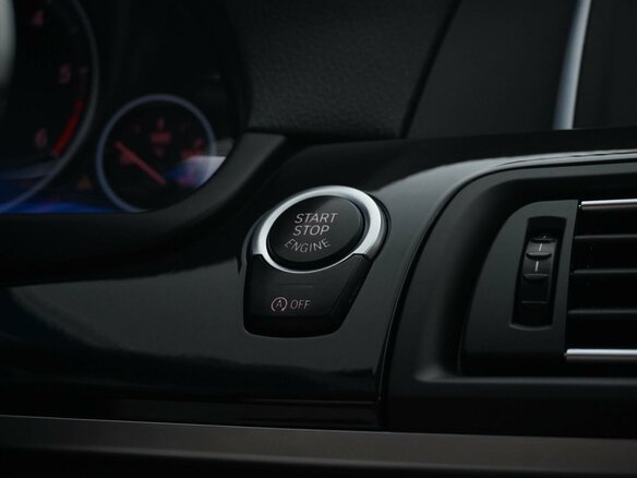 2013 BMW 5 серии 520d VI (F10/F11/F07) Рестайлинг, белый, 1799999 рублей - вид 16