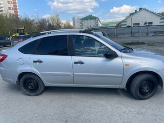 2016 Lada (ВАЗ) Granta I, серебристый, 550000 рублей, вид 2