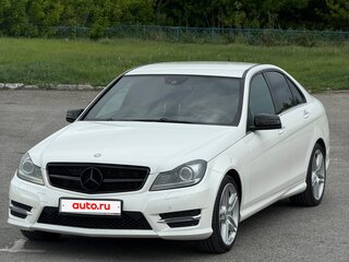 2011 Mercedes-Benz C-Класс 300 III (W204) Рестайлинг, белый, 2050000 рублей, вид 1