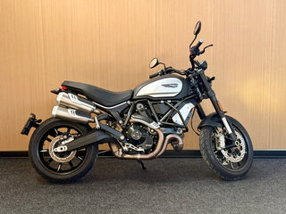 2022 Ducati Scrambler 1100, чёрный, 1075000 рублей, вид 2