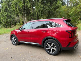 2020 Kia Sorento IV, красный, 3100000 рублей, вид 4