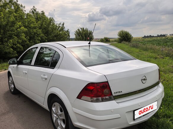2013 Opel Astra H Рестайлинг, белый, 750000 рублей - вид 6