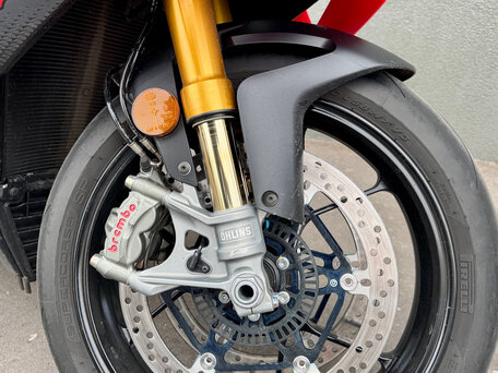 2025 Aprilia Tuono V4, чёрный, 2100000 рублей, вид 4