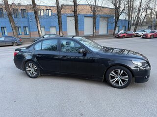2005 BMW 5 серии 525i V (E60/E61), чёрный, 850000 рублей, вид 2