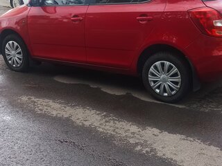 2009 Skoda Fabia II, красный, 400000 рублей, вид 5