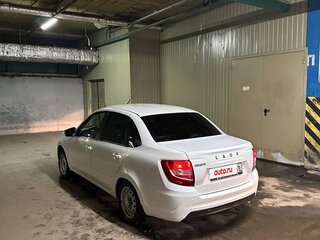2024 Lada (ВАЗ) Granta I Рестайлинг, белый, 700000 рублей, вид 3