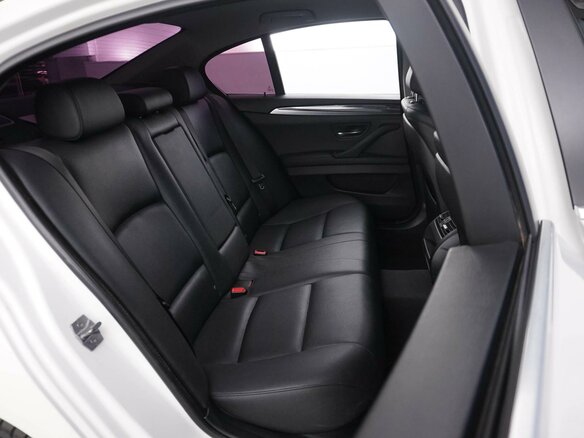 2013 BMW 5 серии 520d VI (F10/F11/F07) Рестайлинг, белый, 1799999 рублей - вид 5
