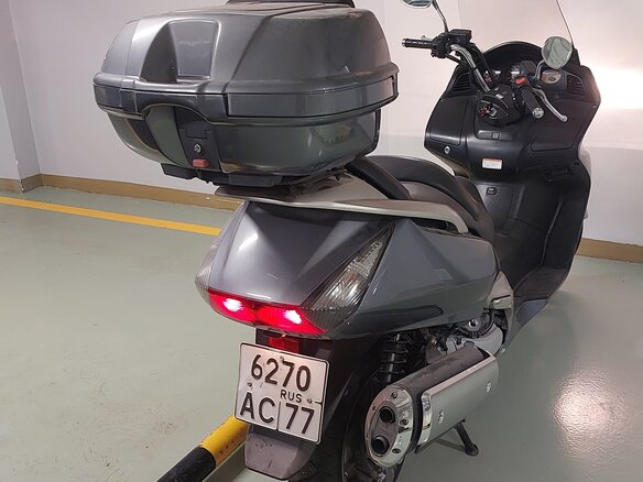 2002 Honda Silver Wing 400, серый, 250000 рублей - вид 6