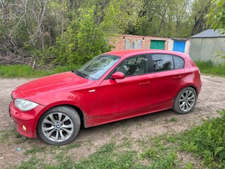 2006 BMW 1 серии 120i I (E81/E82/E87/E88), красный, 738000 рублей, вид 2