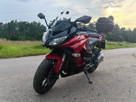 2015 Kawasaki Z 1000SX, красный, 730000 рублей, вид 3