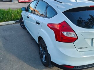 2013 Ford Focus III, белый, 710000 рублей, вид 3