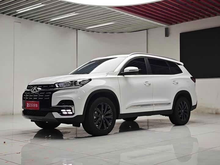 Открыть фотографии: Chery Tiggo 8 I Рестайлинг