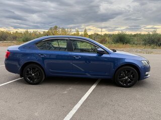 2018 Skoda Octavia III (A7) Рестайлинг, синий, 2200000 рублей, вид 4
