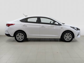 2022 Hyundai Solaris II Рестайлинг, белый, 1565000 рублей, вид 4