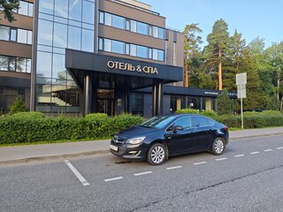 2013 Opel Astra J Рестайлинг, чёрный, 830000 рублей, вид 2