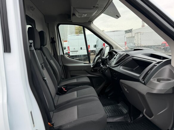 2021 Ford Transit, белый, 2600000 рублей - вид 11