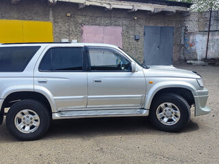 1999 Toyota Hilux Surf III Рестайлинг, серебристый, 1400000 рублей, вид 2