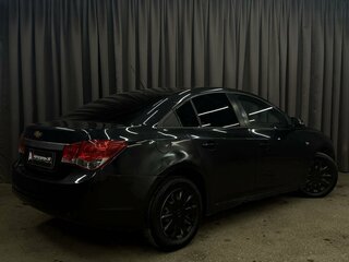 2011 Chevrolet Cruze I, чёрный, 679777 рублей, вид 3