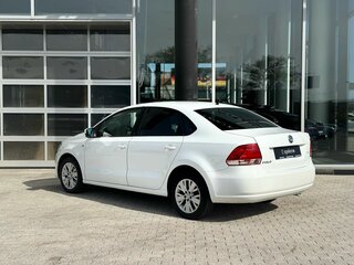 2014 Volkswagen Polo V, белый, 599000 рублей, вид 4