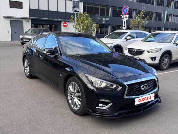 2017 Infiniti Q50 I Рестайлинг, чёрный, 1900000 рублей - вид 2
