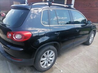 2011 Volkswagen Tiguan I, чёрный, 1290000 рублей, вид 2