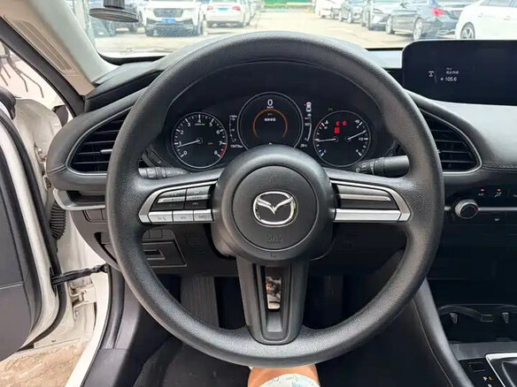 2022 Mazda 3 Axela IV (BP), белый - вид 6