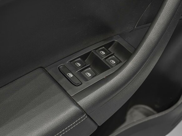 2021 Skoda Rapid II, белый, 1810000 рублей - вид 20