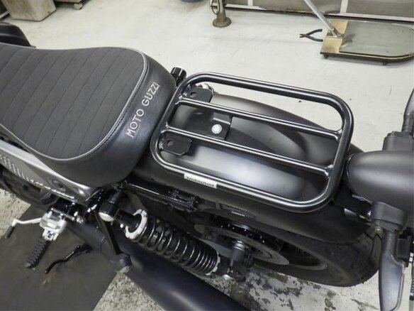 2023 Moto Guzzi V 9, чёрный, 810000 рублей - вид 6