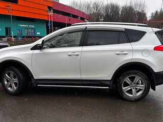 2015 Toyota RAV4 IV (XA40), белый, 1900000 рублей, вид 5