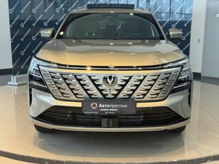2025 Changan CS75 Plus IV, золотистый, 4339900 рублей, вид 3