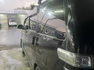 2008 Toyota Vellfire I, чёрный, 700000 рублей, вид 3