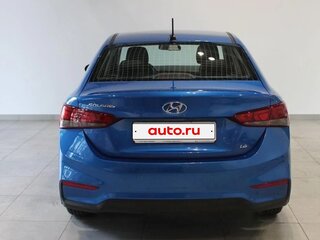 2018 Hyundai Solaris II, синий, 1300000 рублей, вид 4