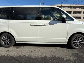 2025 Honda Stepwgn Spada VI, белый, 2450000 рублей, вид 4
