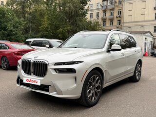 2022 BMW X7 40i I (G07) Рестайлинг, белый, 9500000 рублей, вид 1